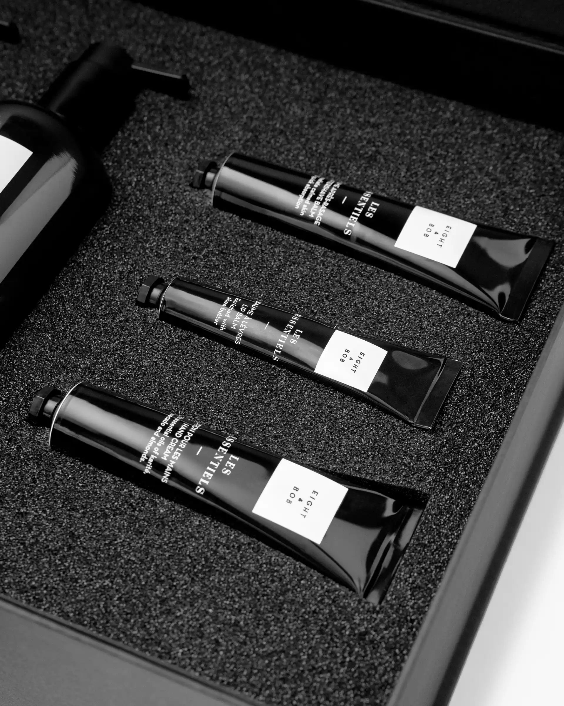 Les Essentiels Luxury  Bath & Body Set