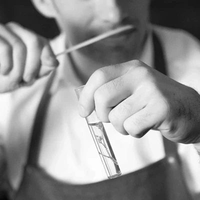 How to Apply Perfume: The Refined Art of Lasting Impression