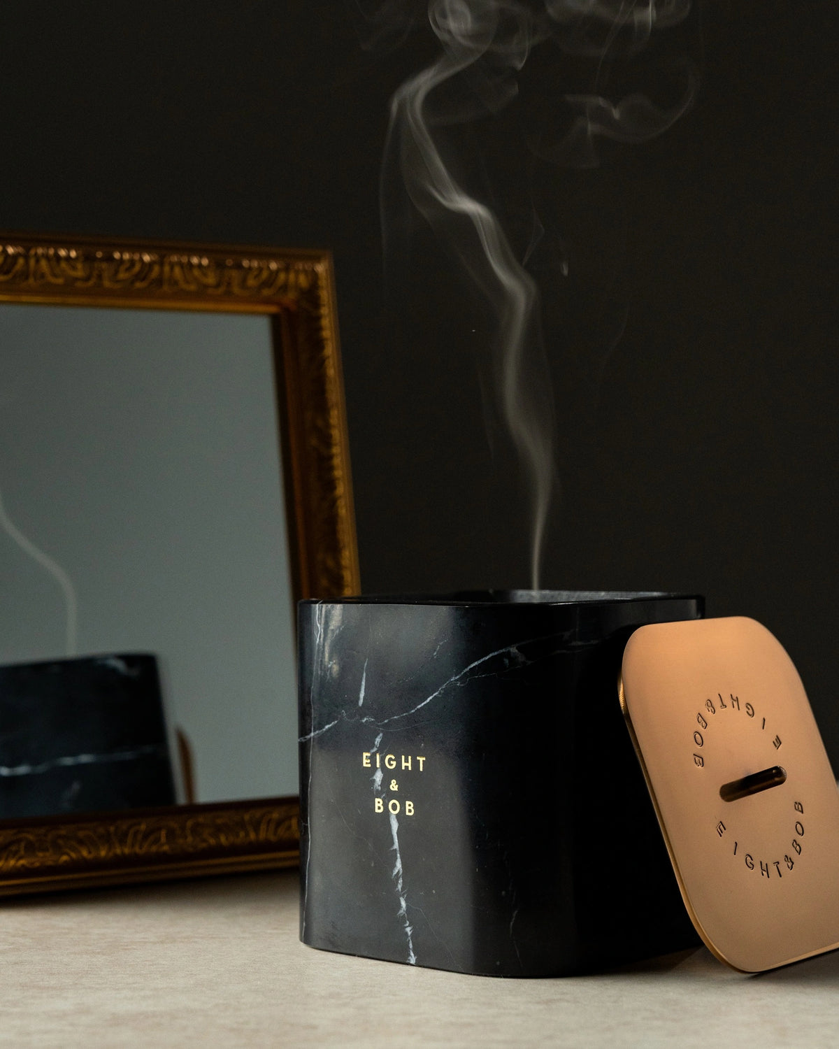 Saanen Candle & Marble Holder - 545 g